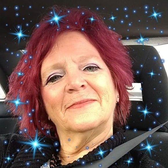 Meet your Posher, Kathy - Picture 1 of 1